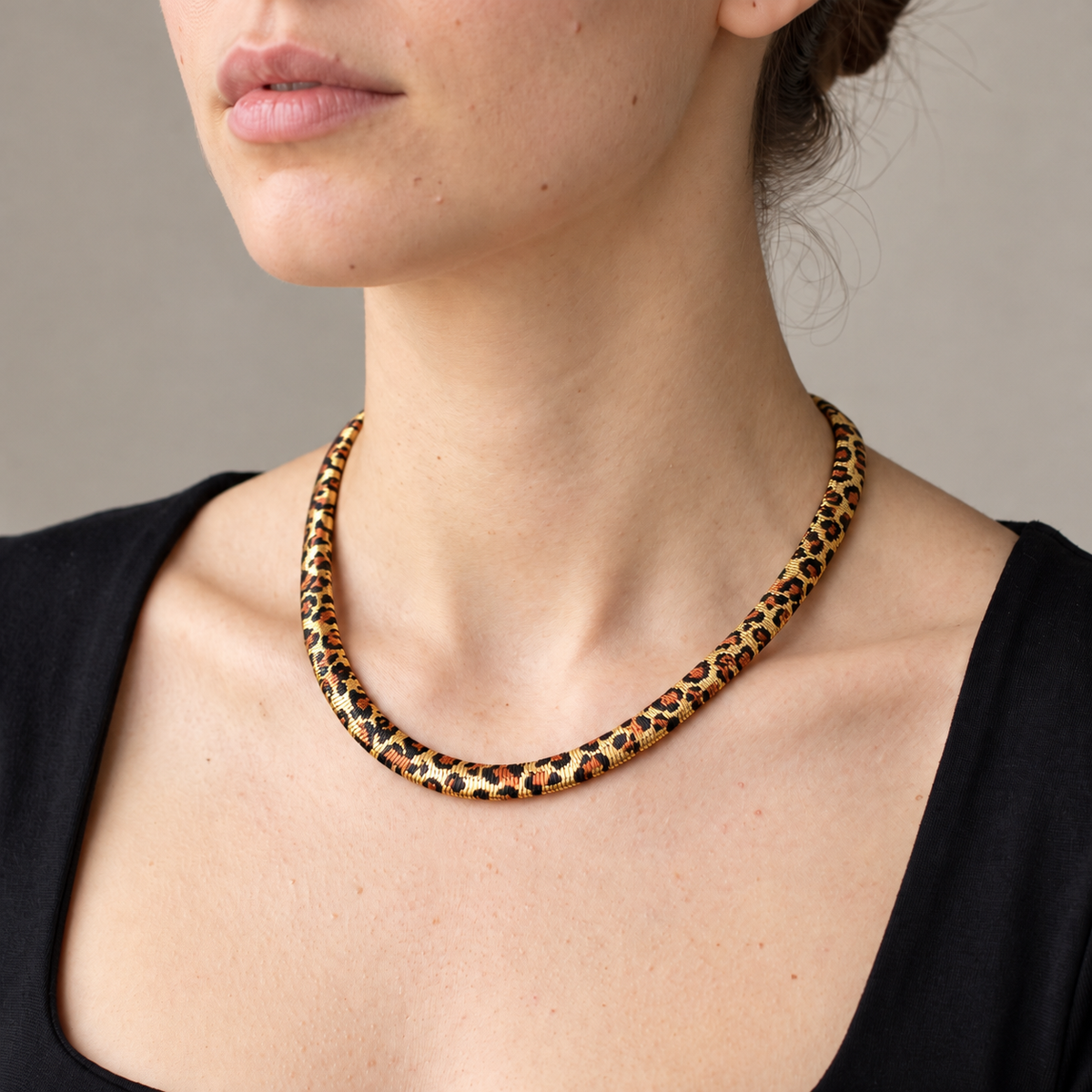 The Snake Necklace That Looks Real